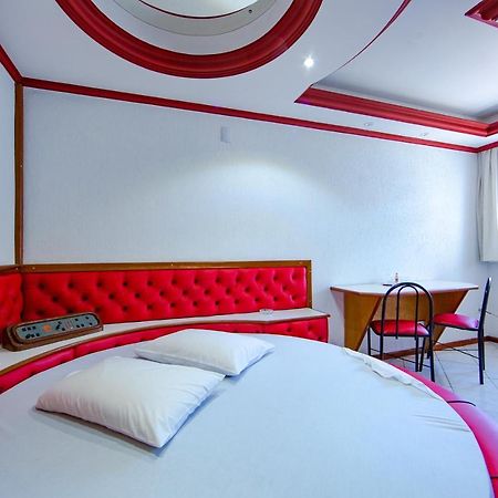 Motel Libidus - Фос ду Игуасу Екстериор снимка